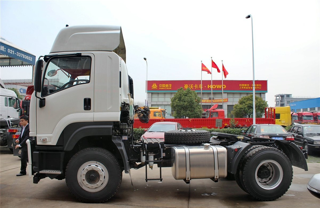 4х2 тракторный грузовик с одним деф ISUZU Двигатель Deisel двигатель 350 л.с. Евро 4 выхлопная труба и половина кабины