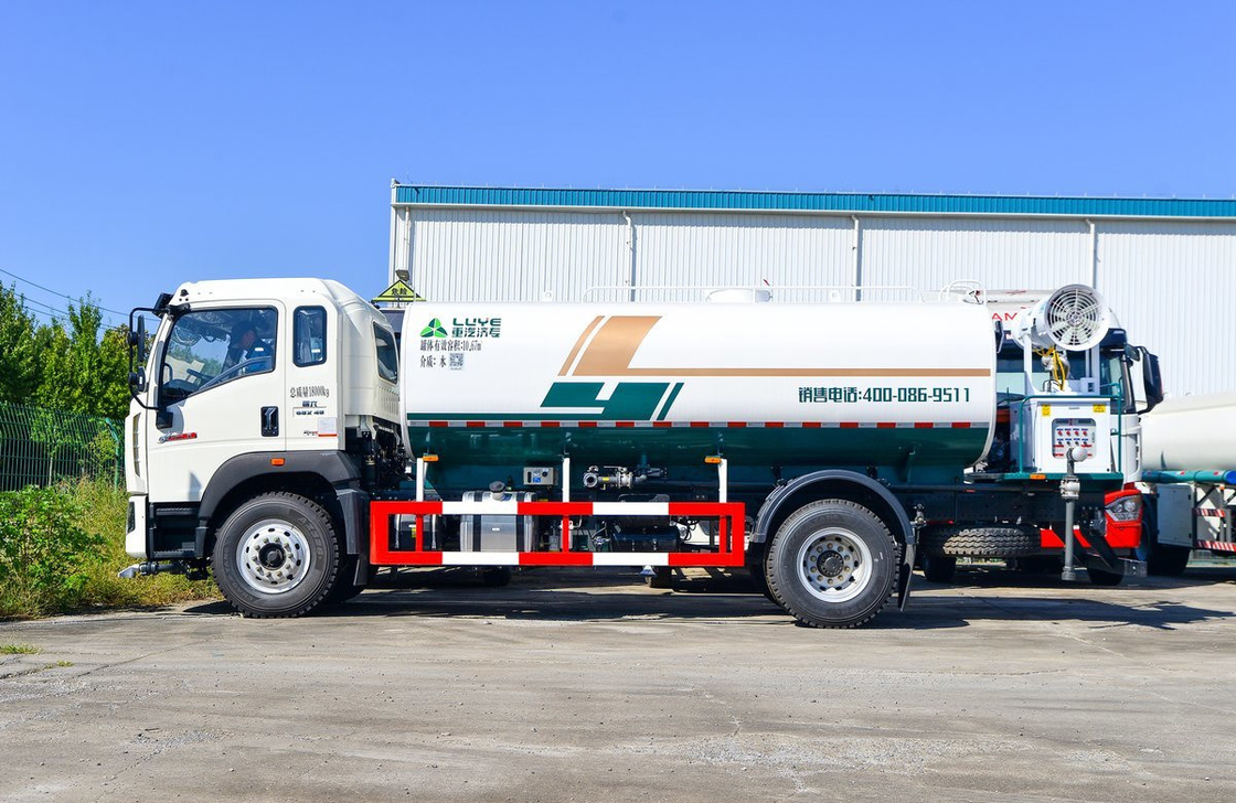Водолазка 4х2 Sinotruck Howo Weichai 220hp Двойные задние шины Однорядный салон