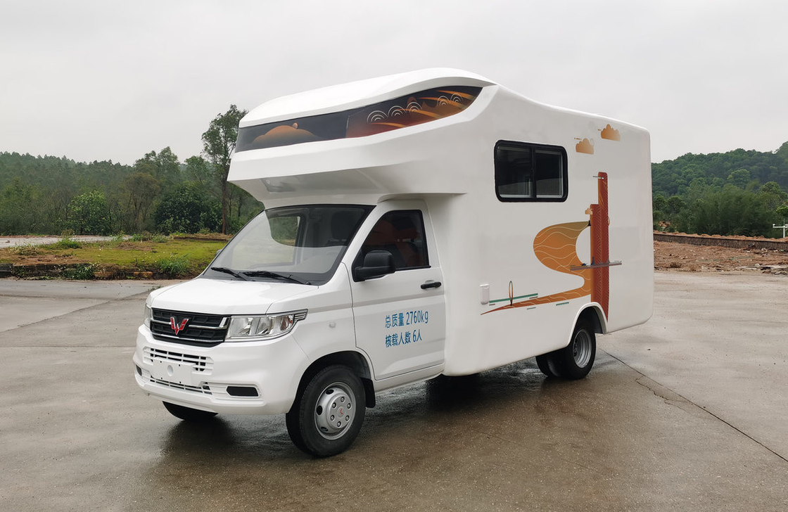Коробка Грузовик Контейнер Wuling Автомобиль Дом Автомобиль 5,8 метров с туалетом Удобная кровать и диван