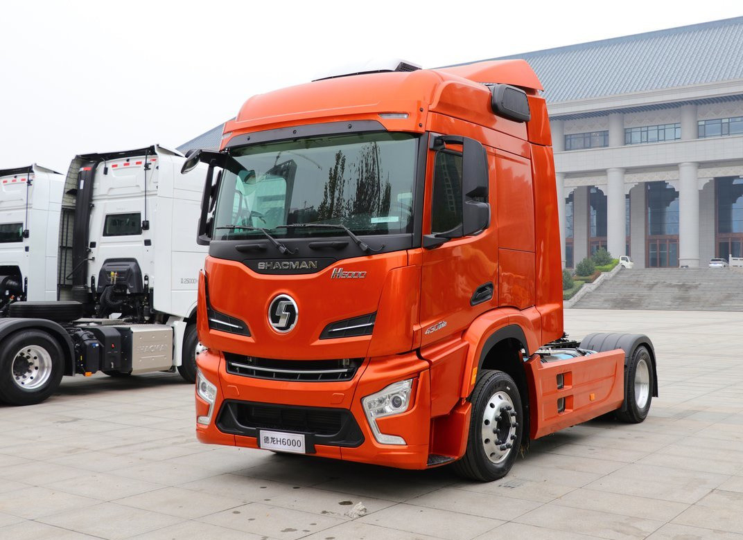 Трактор Прицеп Грузовик совершенно новый 4*2 Шакман H6000 Одноосевая Weichai 430hp Полтора ряда