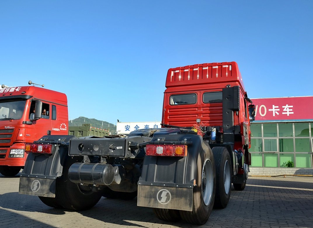 Шакман тракторный грузовик F3000 высокая крыша кабины 10 шины Weichai 375hp LHD/RHD Хорошее использование в Африке