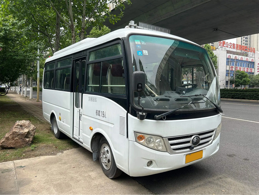 ZK6608 Ютонский подержанный пассажирский автобус / 10-19 мест Подержанный пассажирский автобус марки Ютон