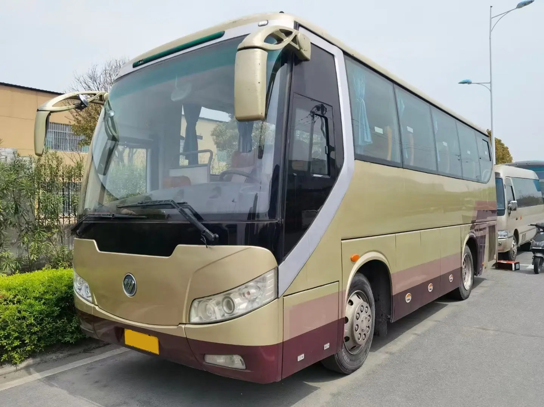 BJ6800 Дизельный автобус с левым приводом с кондиционированным воздухом и большим багажным пространством