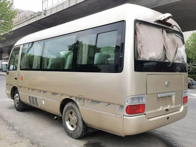 HFF6600 Анкай Передний дизельный двигатель Левоугольное управление однодверный автобус среднего размера