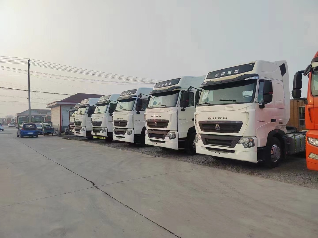 Подержанный Sino Truck Howo 10 колес T7H Трактор Человек двигатель 480hp высокая крыша кабины с кондиционером