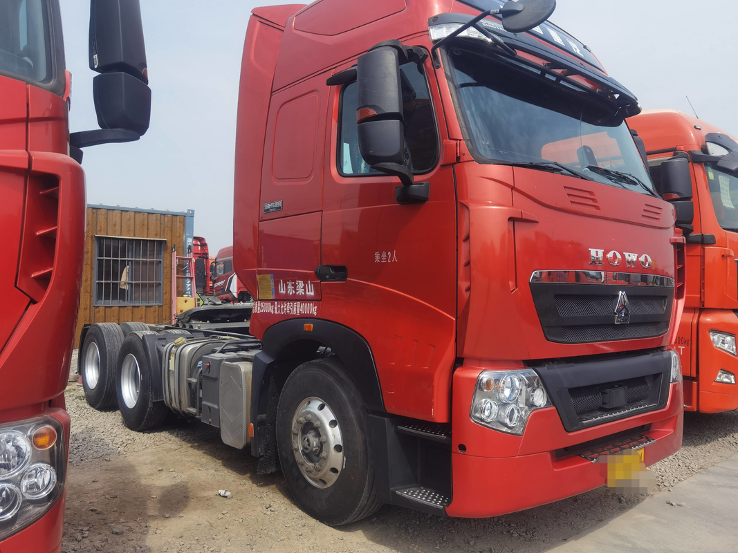 Сино Трактор Грузовик Голова Красный цвет 6×4 Режим привода Лист весенний один ряд С спальным LHD