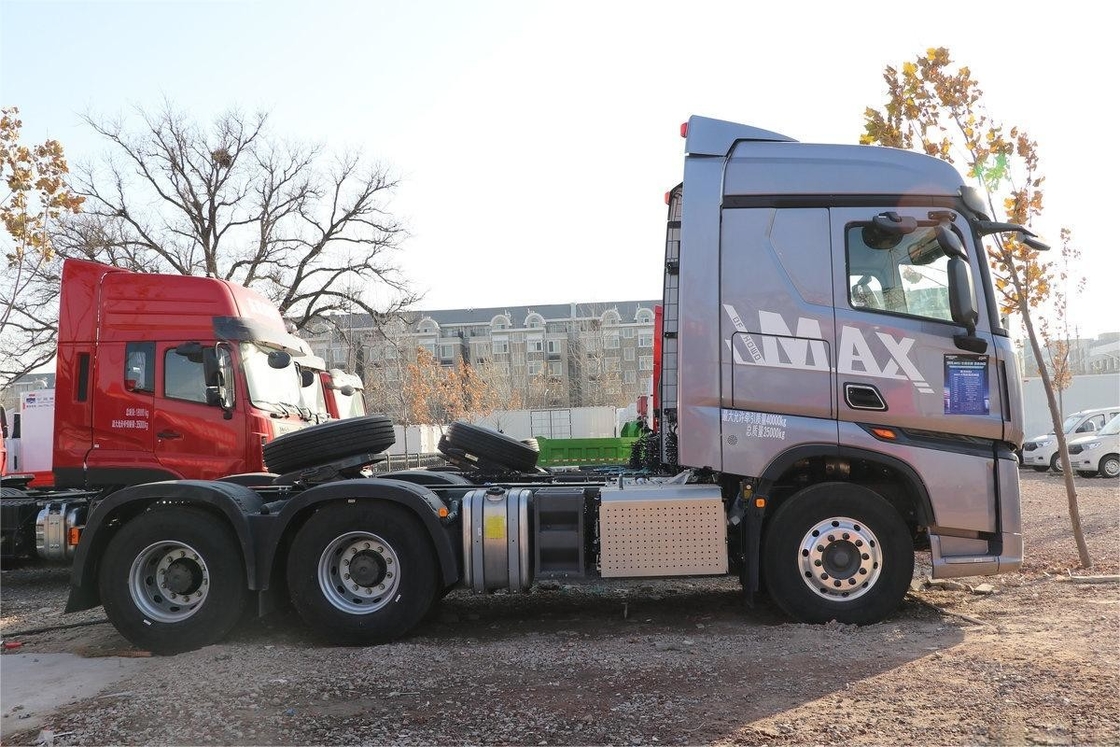 HOWO Тяжелый грузовик Трактор Высокий крышный дефлектор 6X4 Дизель 16 передач 480 лошадиных сил Национальный VI