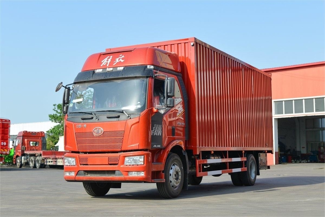 FAW J6L одноосевой Jiefang средний грузовик 240 л.с. 4х2 8-скоростной 6,8 м фургон грузовик боковые двери