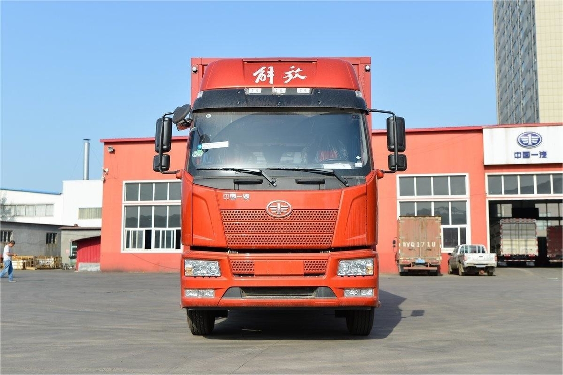 FAW J6L одноосевой Jiefang средний грузовик 240 л.с. 4х2 8-скоростной 6,8 м фургон грузовик боковые двери