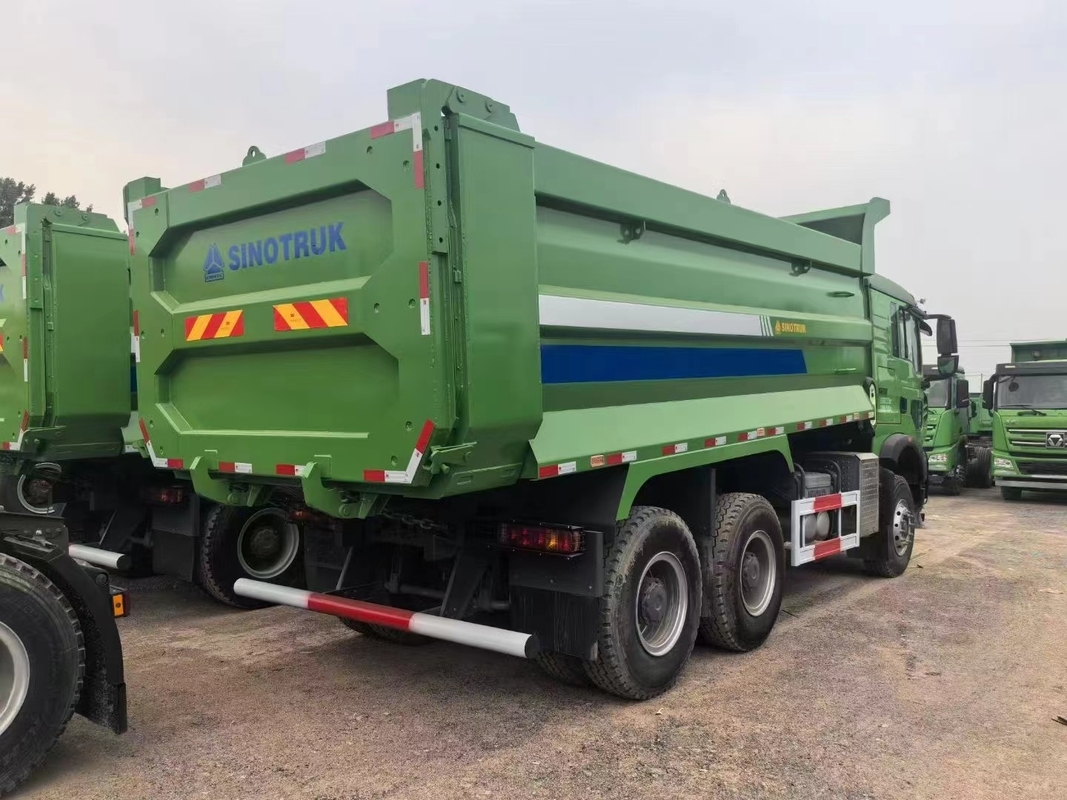 Дамп-грузовики Sino 400 HP Новый 6*4 режим управления с 40 шинами Howo TX Tipper на складе
