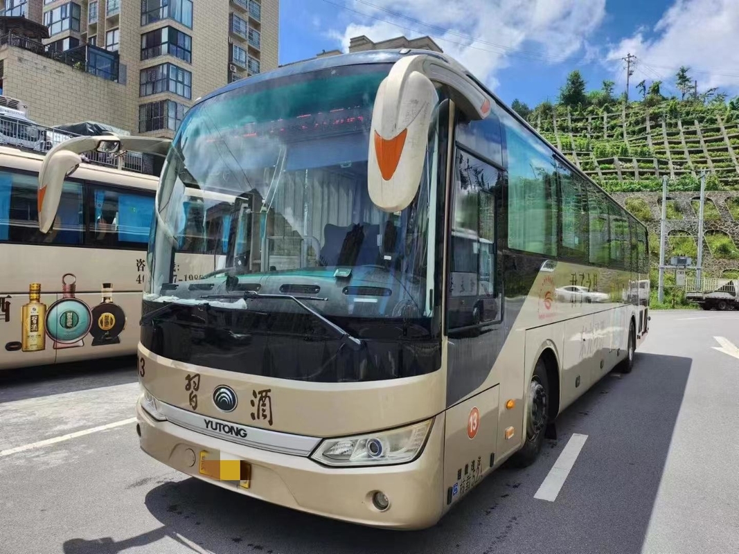 Туристический автобус 52 места 2020 год Ютонг Shuttle Bus ZK6125 Шампанский цвет
