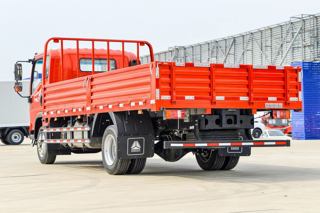 Sinotruk HOWO грузовик Титан-H серии Дизель 8-скоростной 170 л.с. 5,2 м полубоковый грузовой ящик