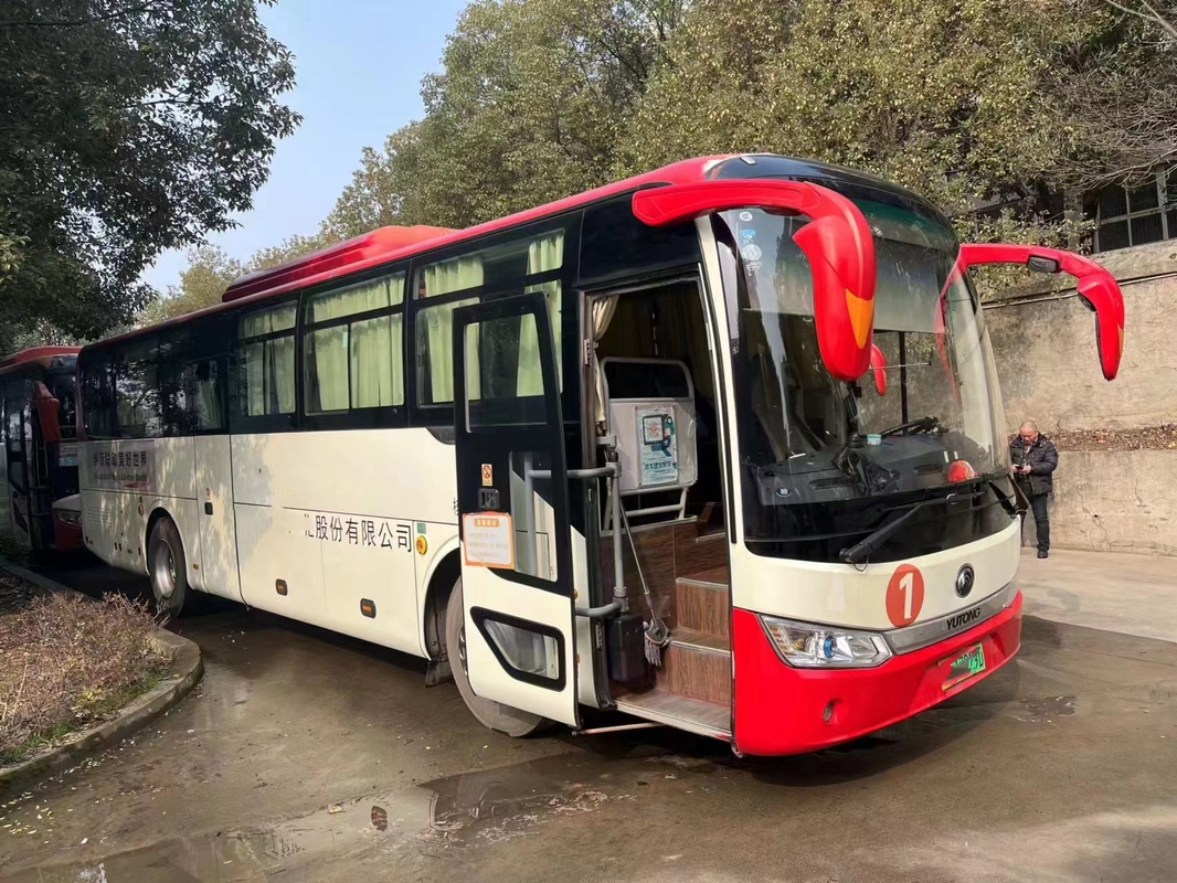 Подержанный автобус для продажи Yutong ZK6115 Чистый электрический автобус 48 мест 2017 год Сдвижное окно
