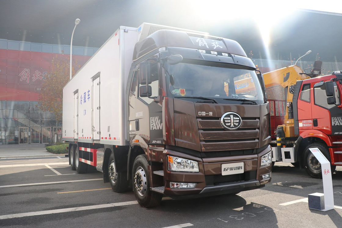 FAW Jiefang CA5320 J6P тяжелый грузовик холодильный грузовик дизель 12 передач 420 л.с. 8х4 9,2 м грузовой ящик Три двери