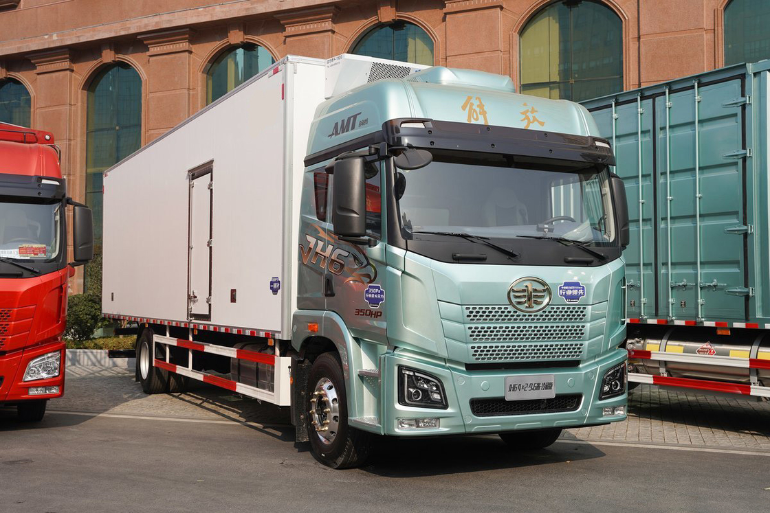 Циндао Jiefang CA5181 JH6 Седалище на пол-ряд Дизель 10-скоростной 350 л.с. 4X2 9,7 м AMT Автоматический холодильный грузовик