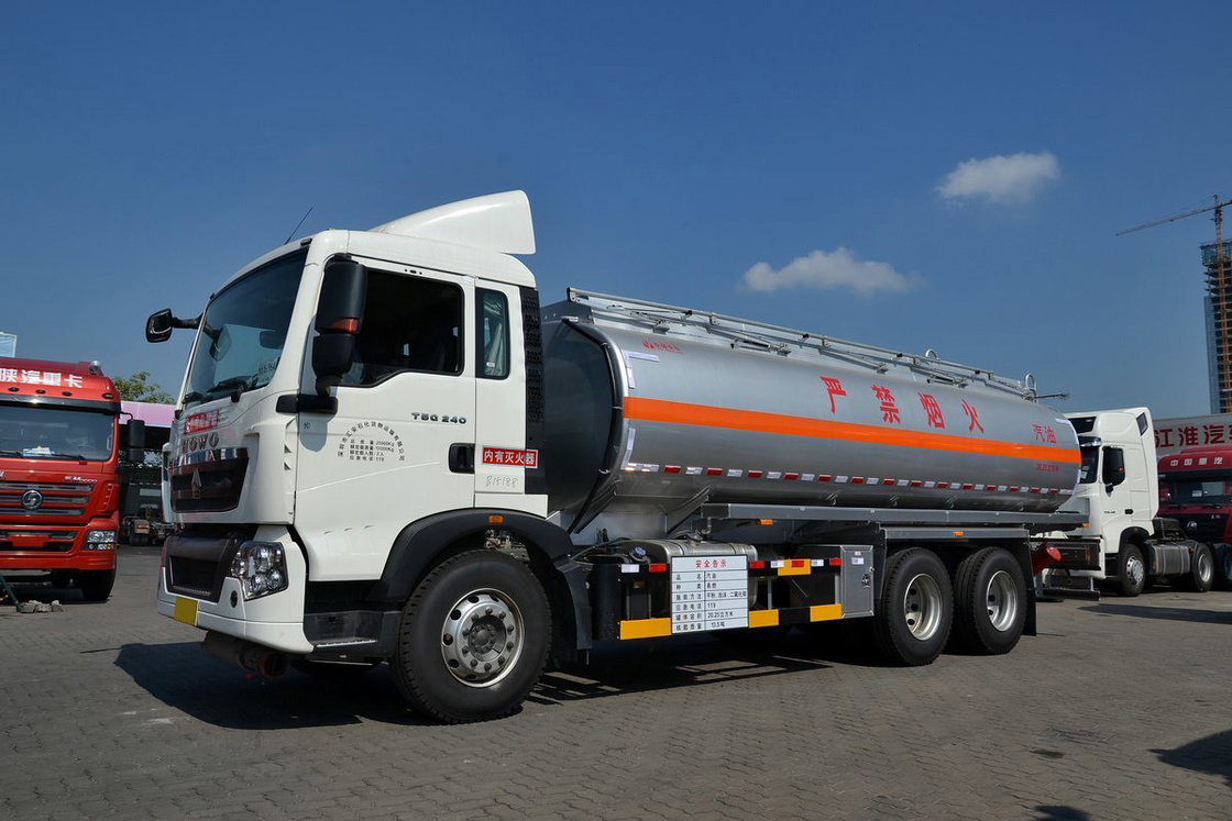 Sinotruk ZZ1257 T5G Дизель с высокой вершиной 240 л.с. 14,5 Т 6Х4 топливный бак 20,25 м3 HOWO Нефтяной танкер