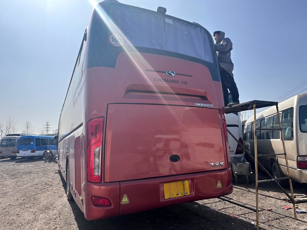 Автобусы для продажи Подержанный автобус Kinglong 54 места XMQ6125 Weichai 375hp Левый рулевой руль Коуч автобус с кондиционером
