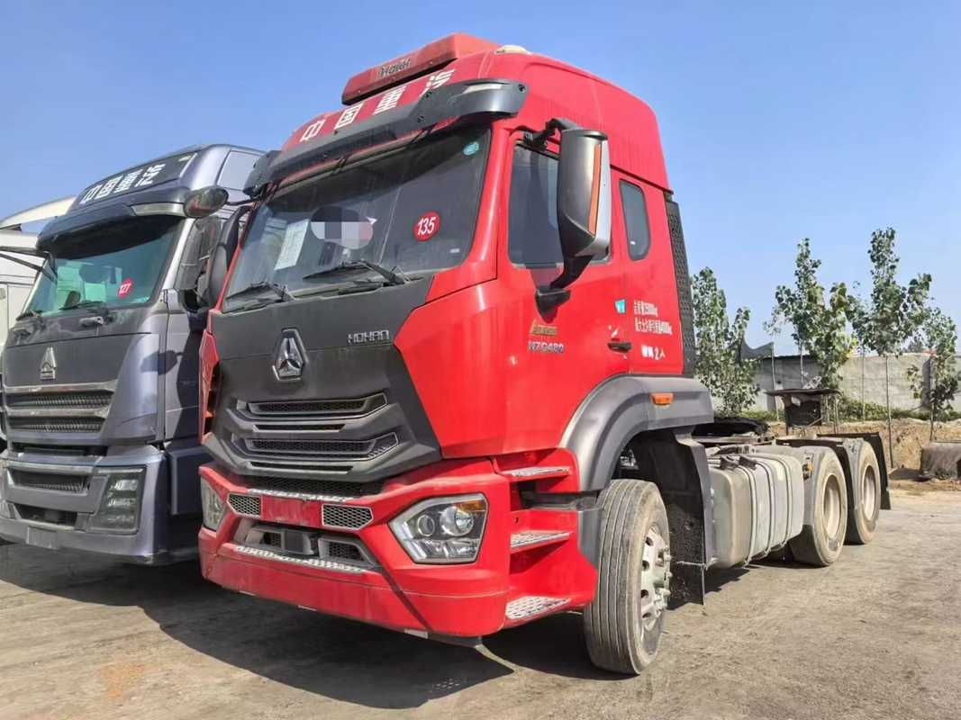 Подержанные тракторы грузовики голова 10 шины Sinotruk Hohan N7G 2021 год прицеп грузовик человек двигатель 480 л.с.