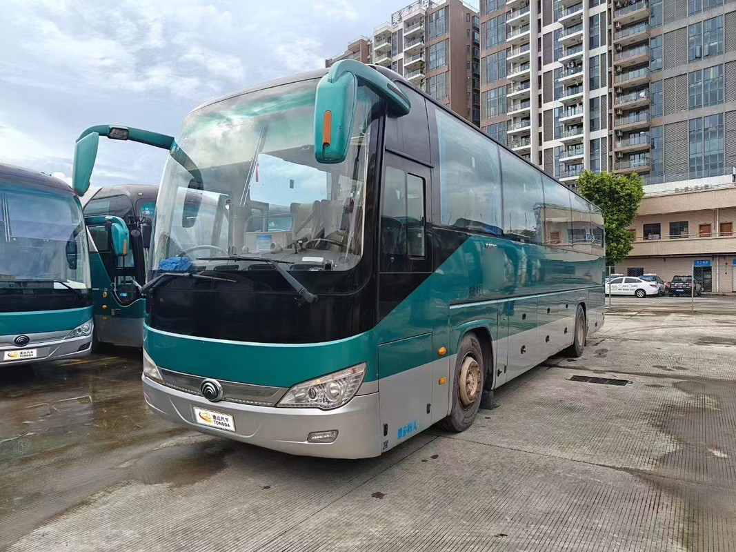 Подержанные автобусы Ютун для продажи Автобус ZK6119 багажное отделение 42 места Длинная дистанция 2017 год