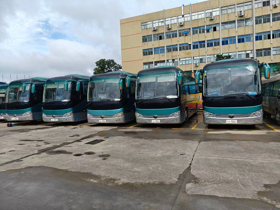 Подержанные автобусы Ютун для продажи Автобус ZK6119 багажное отделение 42 места Длинная дистанция 2017 год