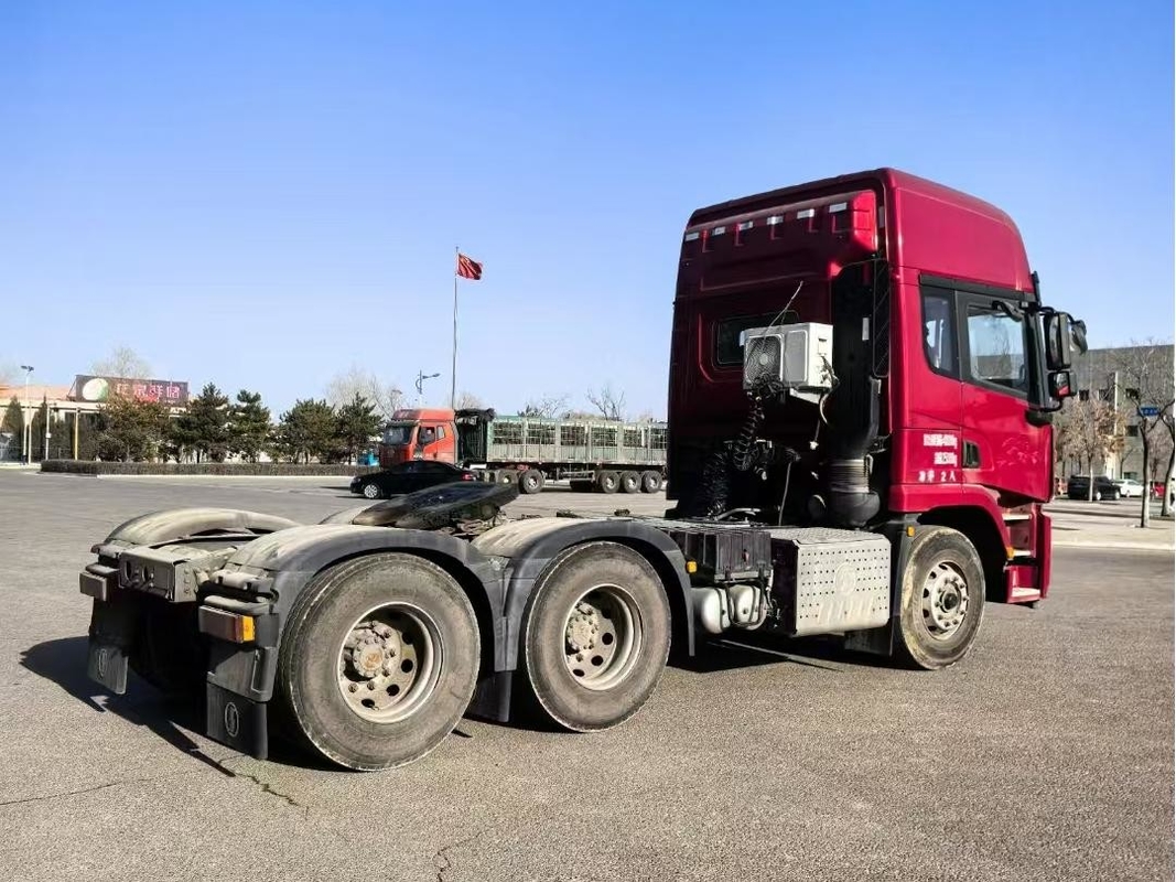 Использованные тяжелые грузовики и голова 2023 год SHACMAN X5000 Weichai двигатель 530hp быстрая коробка передач