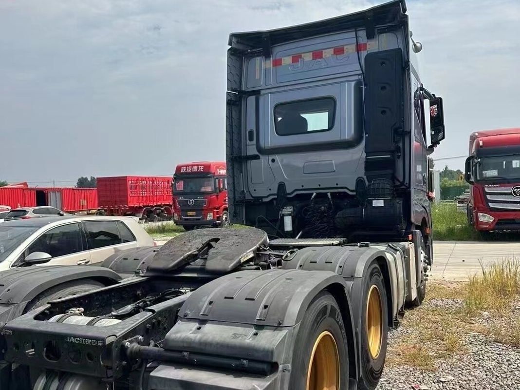 Использованные тяжелые грузовики для тракторов для JAC K7 Автоматическая трансмиссия ZF 540 л.с. с подшипником 6 * 4
