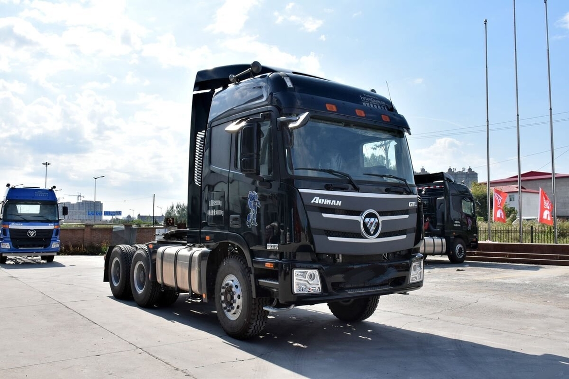 Подержанный трактор Euro IV Дизельный двигатель Foton Auman 430hp 6*4 Режим привода 10 Шины на плохой дороге