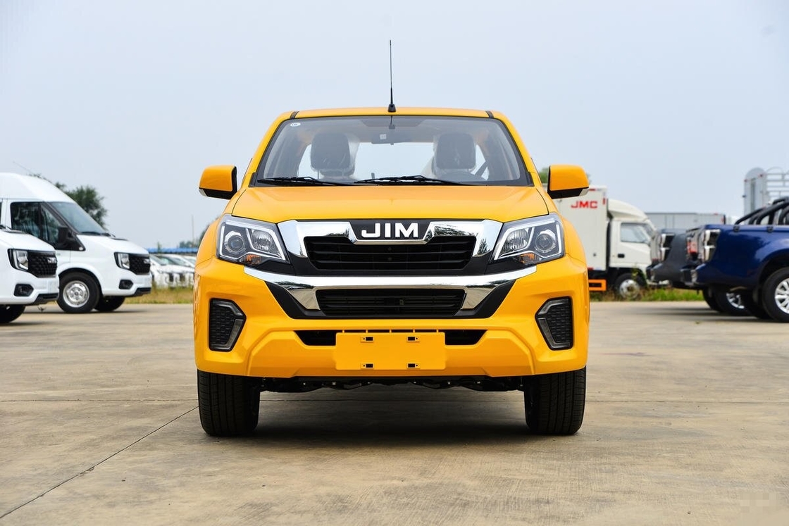 Isuzu Длинная колесная база Двойная кабина Пикап Грузовик Большая грузовая кровать 2WD Заднеприводная ручная коробка передач