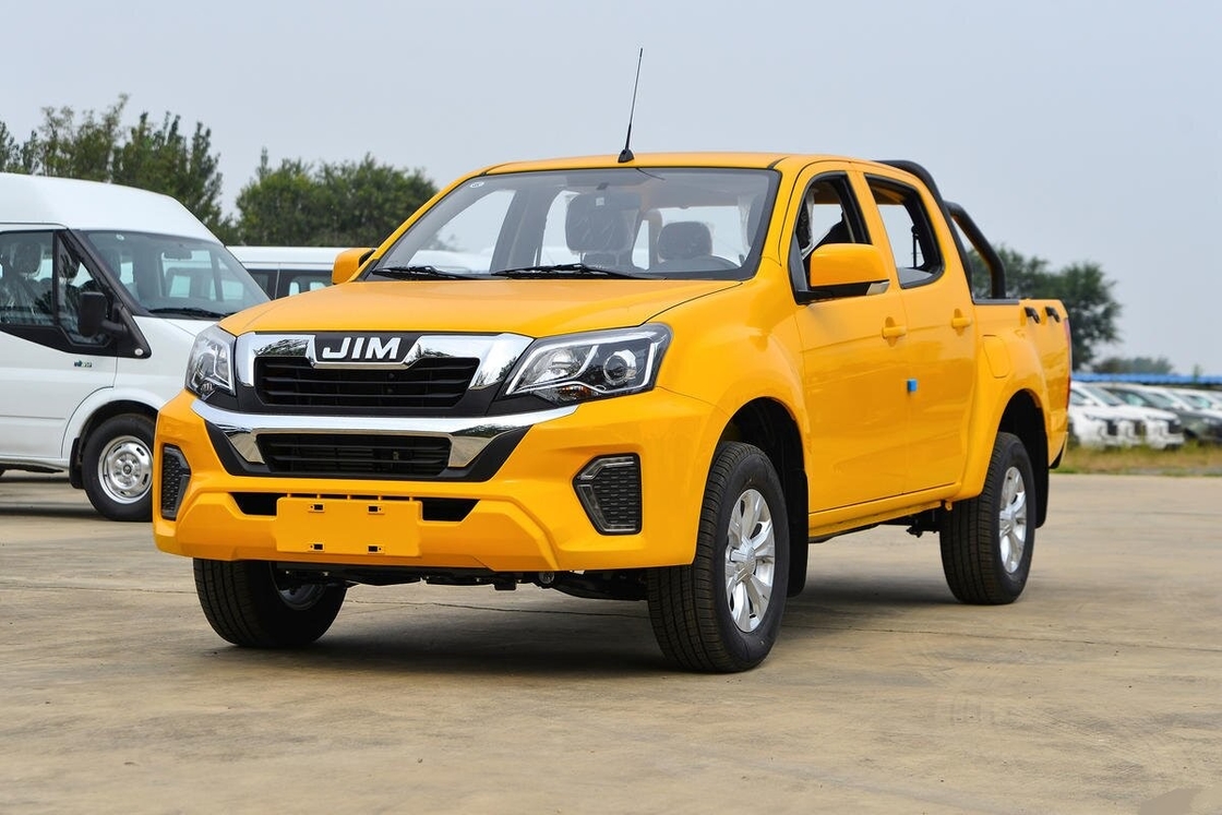 Isuzu Длинная колесная база Двойная кабина Пикап Грузовик Большая грузовая кровать 2WD Заднеприводная ручная коробка передач