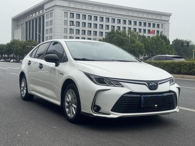 Used Corolla For Export Ideal 2021 Year Personal Transportation Low Mileage Electric & Gasoline Hybrid