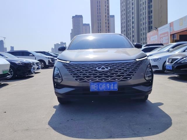 Недорогой подержанный Chery Omoda 5 1.5t 2022 года выпуска с типом топлива бензин, компактный внедорожник на продажу