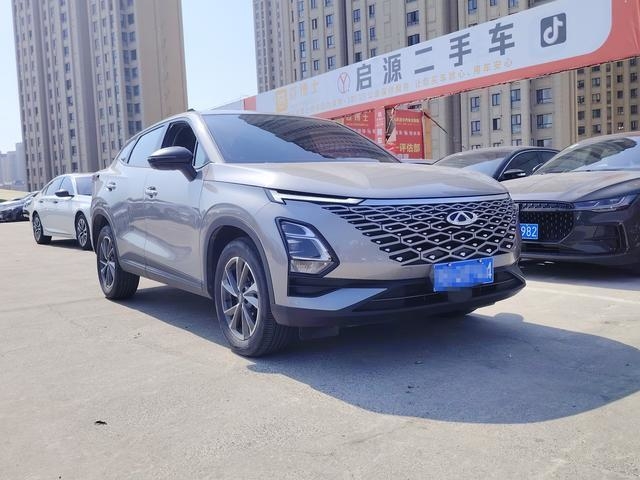 Недорогой подержанный Chery Omoda 5 1.5t 2022 года выпуска с типом топлива бензин, компактный внедорожник на продажу