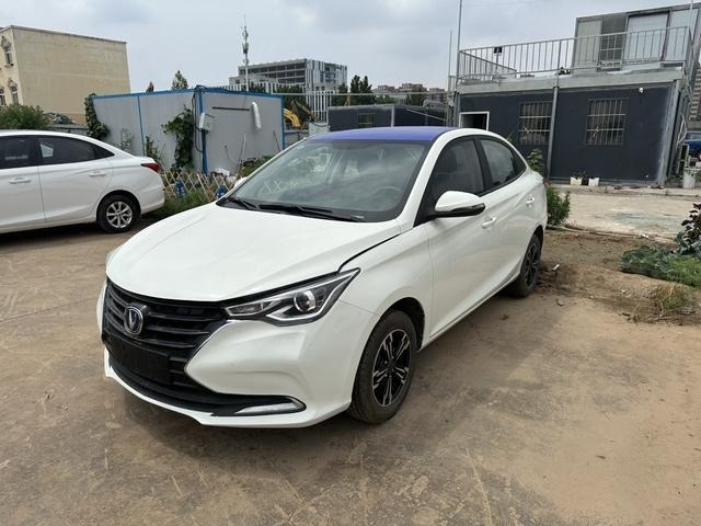 Доступный Подержанный Чанган Альсвин 2019 Автоматический и Малый Семейный Автомобиль С Бензиновым Седаном Автомобиль Для Экспорта