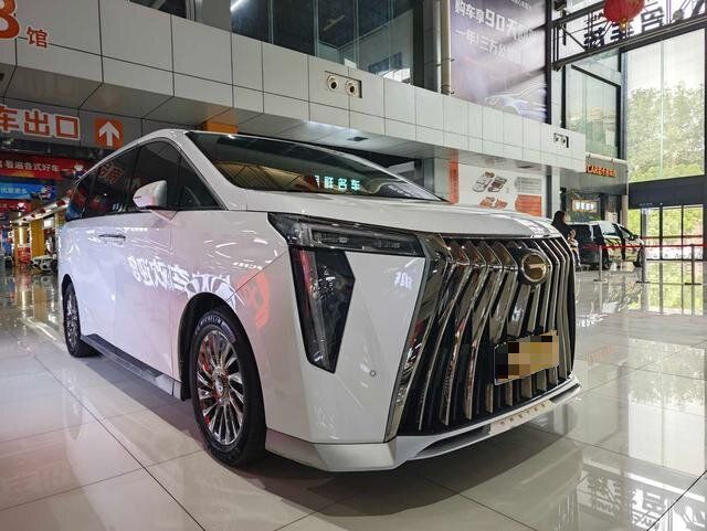 Продаётся доступный Trumpchi M8 2023 Grandmaster Series 2.0TGDI Ultimate Edition для семейного использования, 2WD, класса люкс