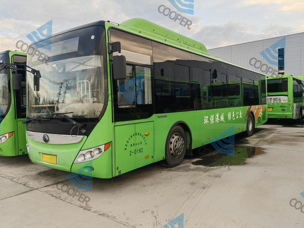 2020 год. Б/у. 77/23 места. 12 метров. Плавная форма. Б/у автобус Yutong6120 CNG. Двустворчатые двери