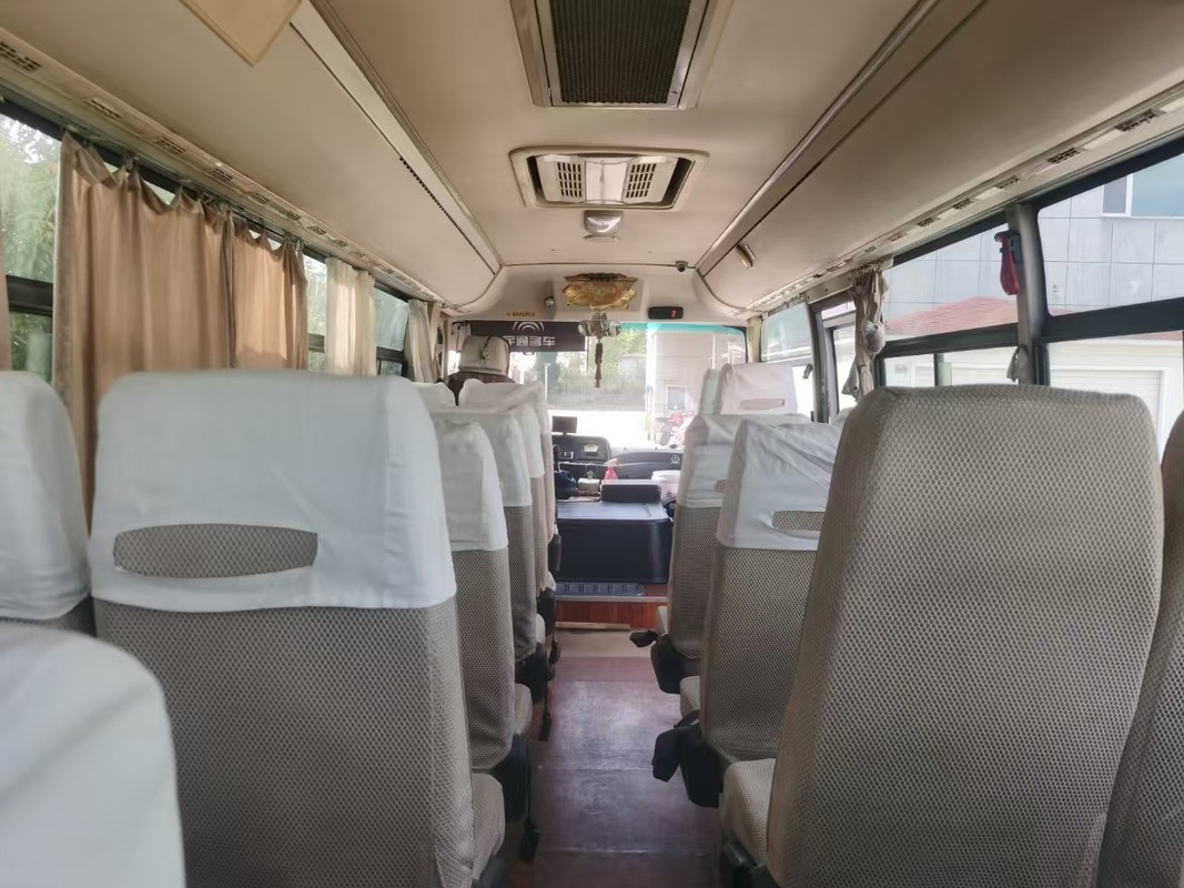 29 Seats 2020 Year Used Yutong Bus ZK6729D Diesel Engine RHD LHD Driver Steering Luxury Bus