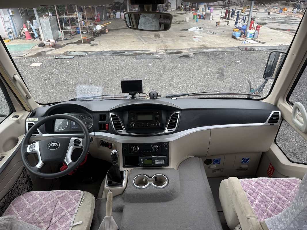 Использованный автобус Yutong Coaster на 20 мест, дизельный, коммерческий, бизнес-класс, автобус для перевозки пассажиров, дизельный, класса люкс