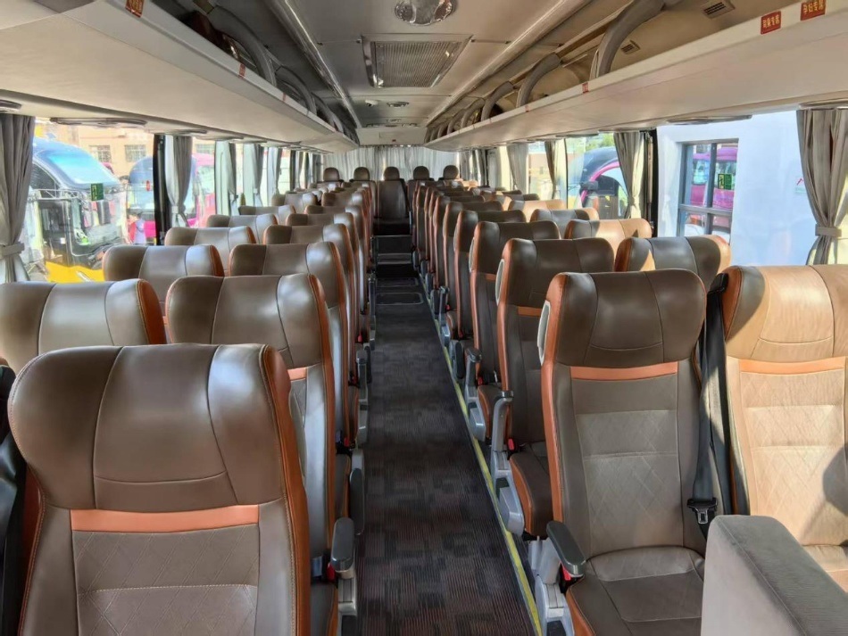 Подержанный 50-местный дизельный Yutong Coach Bus Weichai Engine Tour Межгородские междугородные автобусы Rhd/Lhd