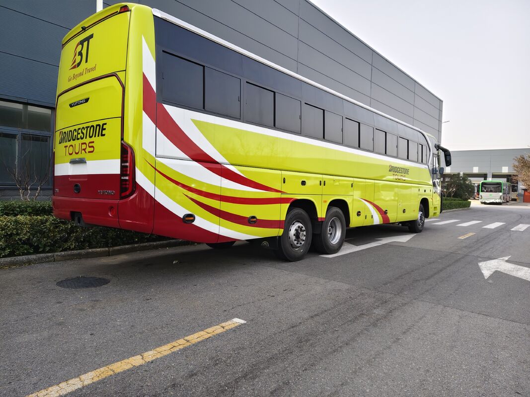 Новый 72-местный дизельный автобус Yutong D14 с двигателем Weichai для пригородных, туристических и междугородних перевозок, правостороннее/левостороннее рулевое управление