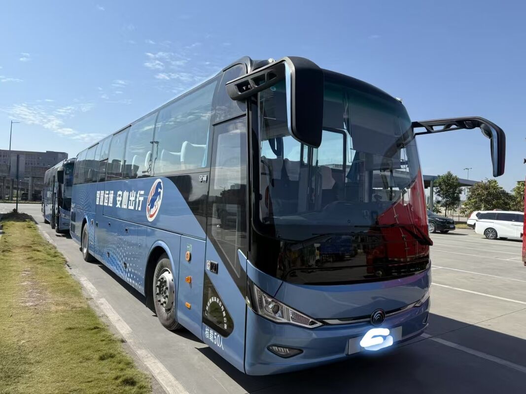 Использованный 12-метровый 50-местный дизельный автобус Yutong Coach C11 C12 2023 года с двигателем Weichai для туристических междугородних перевозок, правостороннее/левостороннее рулевое управление