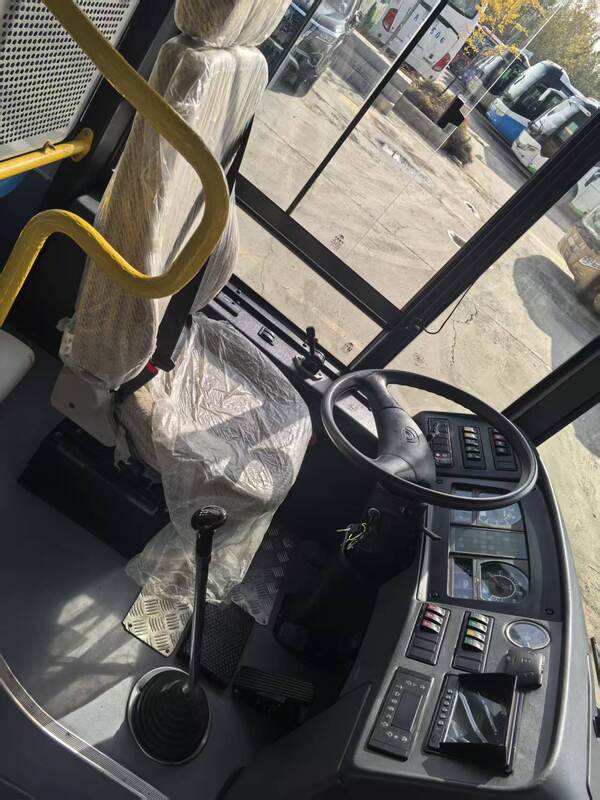 Подержанный городской автобус Yutong на дизельном топливе/CNG, левостороннее управление, для городских перевозок, бывший в употреблении автобус общественного транспорта