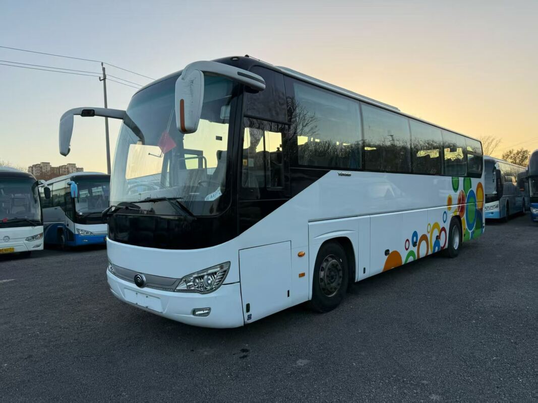 Подержанные роскошные автобусы Yutong Zk6119 Yuchai 330hp Leaf Spring 50 мест Lux Transport с кондиционером для туристов или дальних поездок