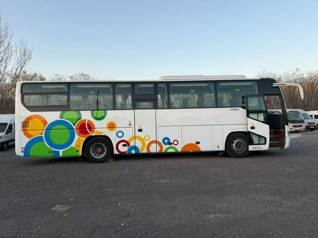 Подержанные роскошные автобусы Yutong Zk6119 Yuchai 330hp Leaf Spring 50 мест Lux Transport с кондиционером для туристов или дальних поездок
