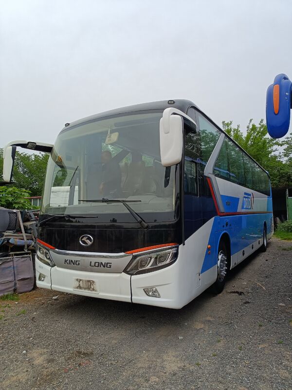 Подержанные туристические автобусы King-long XMQ6129 Yuichai Euro5 Рессорная подвеска 54 места 2021 год Роскошный транспорт с кондиционером для трансфера или междугородних поездок