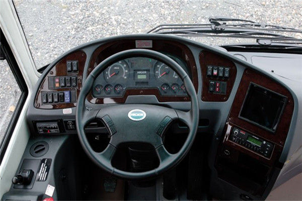 Более высоко 35 автобус используемый местами мини, используемый дизель тренирует колесную базу 4250мм скорости 100 Км/Х