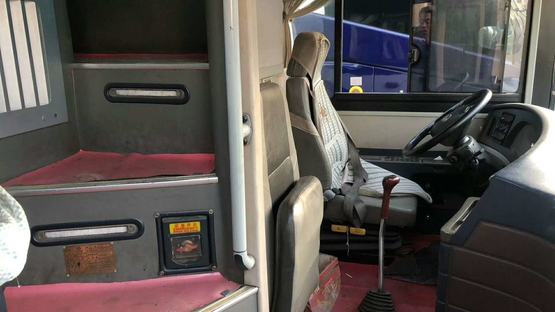 Йоунман использовало автобус двойной палуба, автобусы одной используемые слоем роскоши места 2012 год 50
