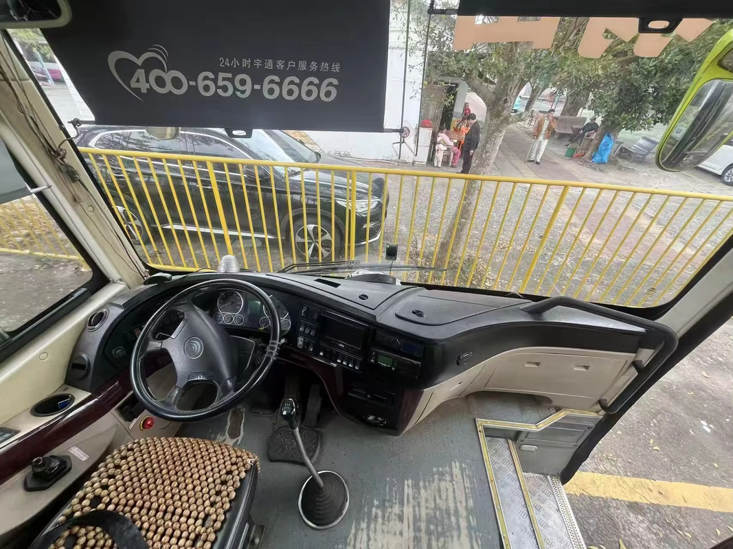 Используемый туристический автобус дальнего следования Yut-ong ZK6996 39 мест подержанный пассажирский автобус