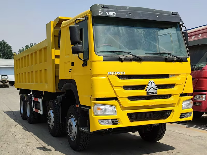 Используемый самосвал Howo 371hp 8x4 с левым приводом дизельный двигатель WP AC 12 колес для Зимбабве