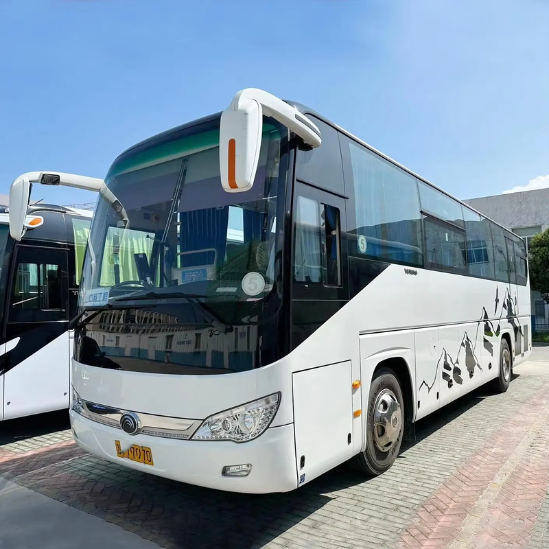 Yutong ZK6110 51 место Легко использованный автобус автобус LHD Ручной евро 3 дизельный двигатель для продажи