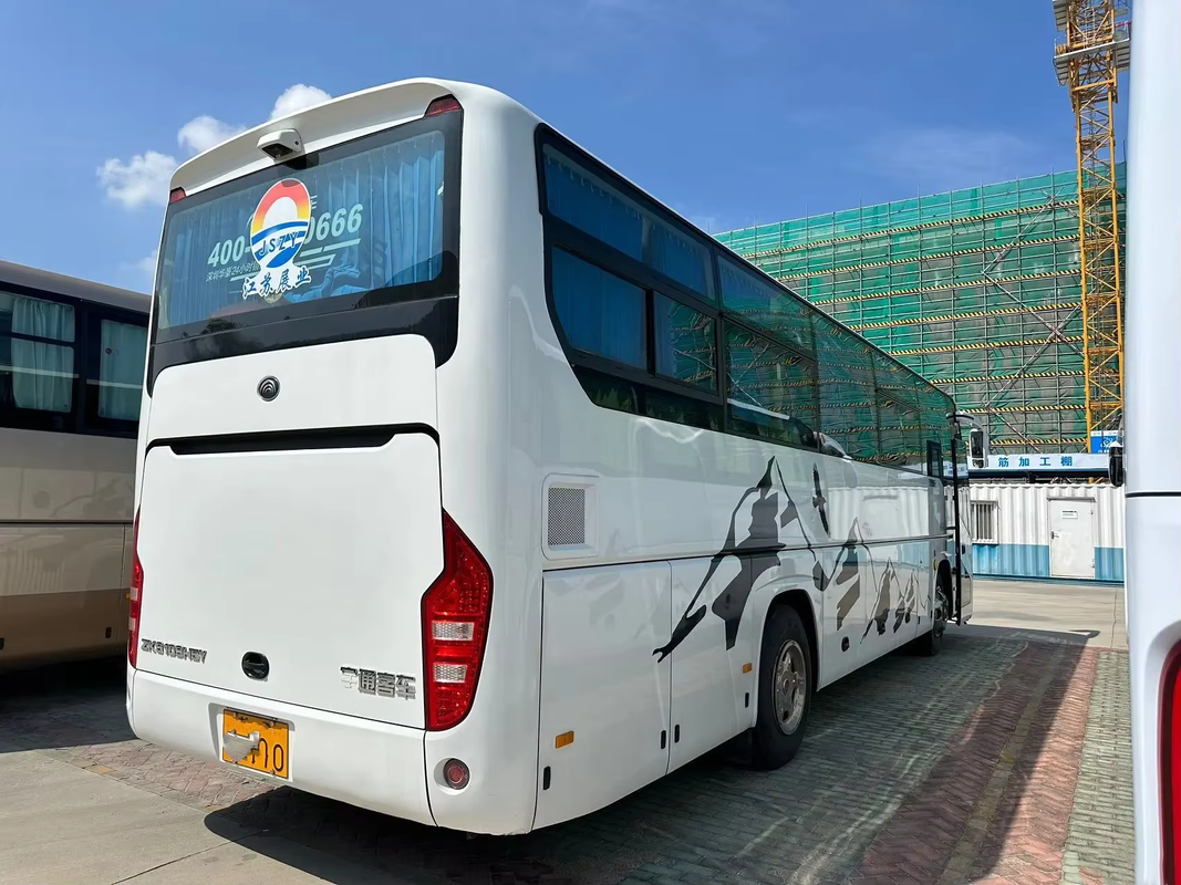 Yutong ZK6110 51 место Легко использованный автобус автобус LHD Ручной евро 3 дизельный двигатель для продажи
